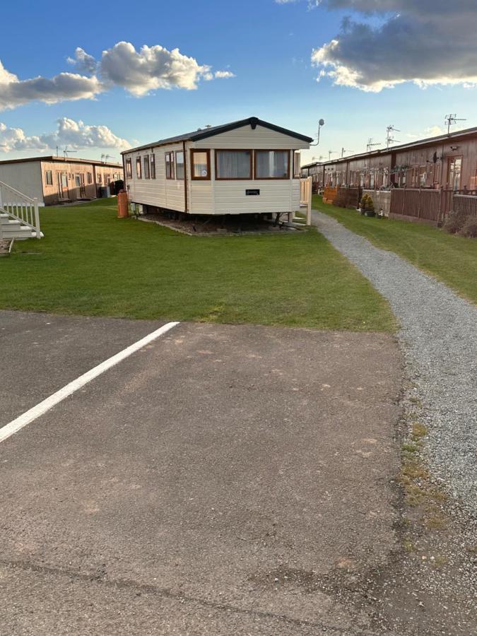 L76 Rickardos Holiday Lets Mablethorpe Exterior photo
