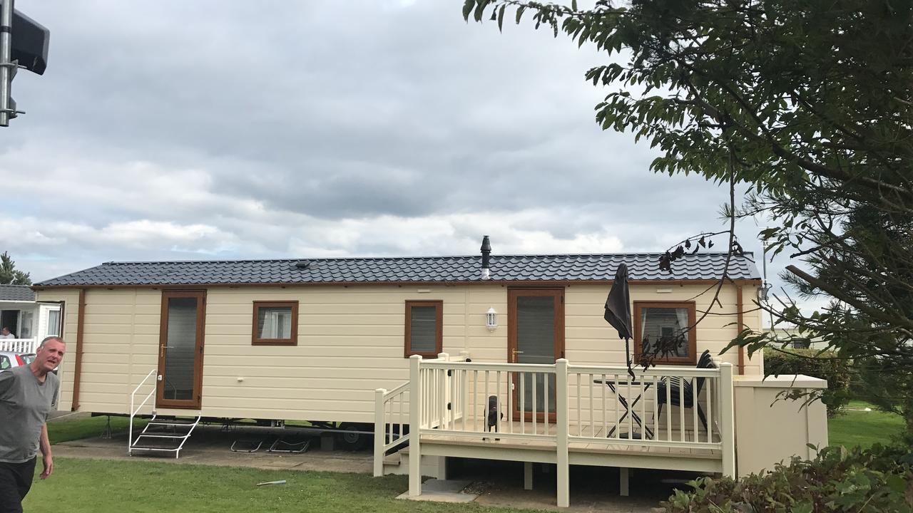 L76 Rickardos Holiday Lets Mablethorpe Exterior photo